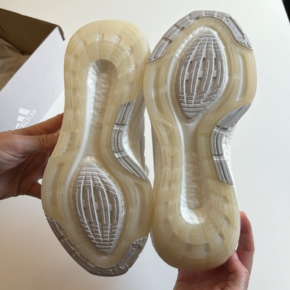 NEW ultraboost women’s white sneakers - Picture 5 of 9